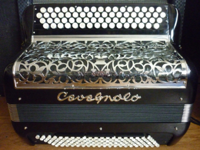 Accordeon Cavagnolo Orchestre cinq cent vingt basses