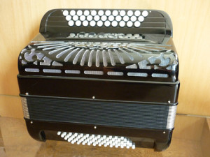 Accordéon diatonique mixte fabrication Deléon 