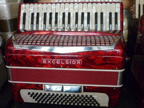 Accordeon Excelsior trois voix piano modele lady size